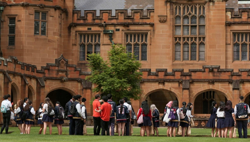 海外留學茄子视频污免费观看