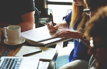 網站搭建已成為企業展示形象、傳遞信息、拓展業務的重要窗口