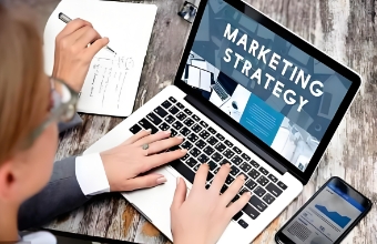 網站設計如同一扇窗，連接著虛擬與現實